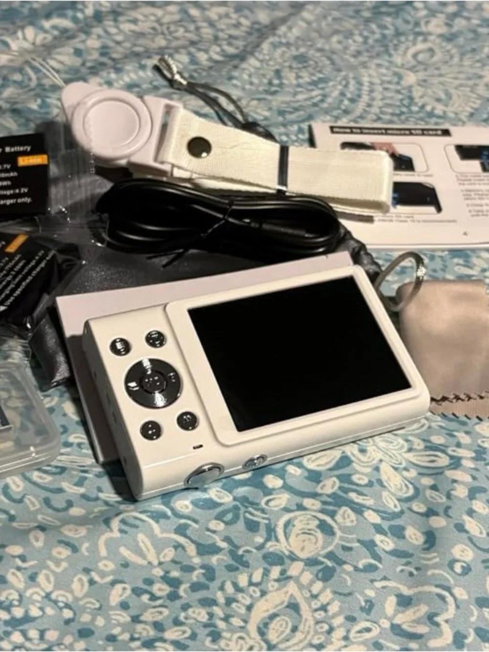 White 4K Digital Camera - Compact Photo & Video Camera